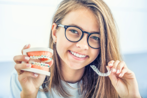 Have a Teeth Gap? Here’s How You Can Fix It with Invisible Braces for Teeth Gap